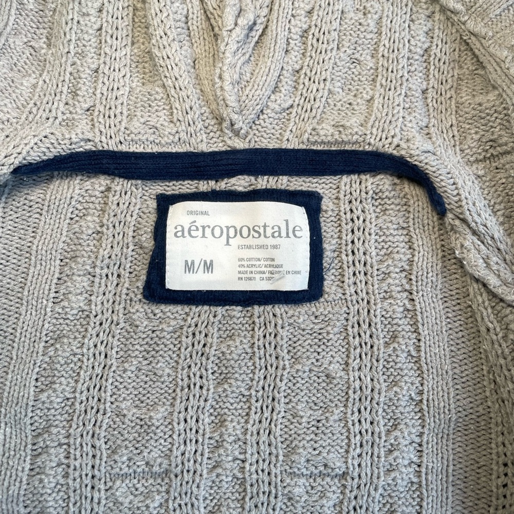 Y2K Aeropostale Women's Cable Knit Sweater size medium - Picture 6 of 12